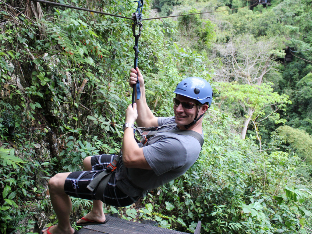  Zip Lining Samana