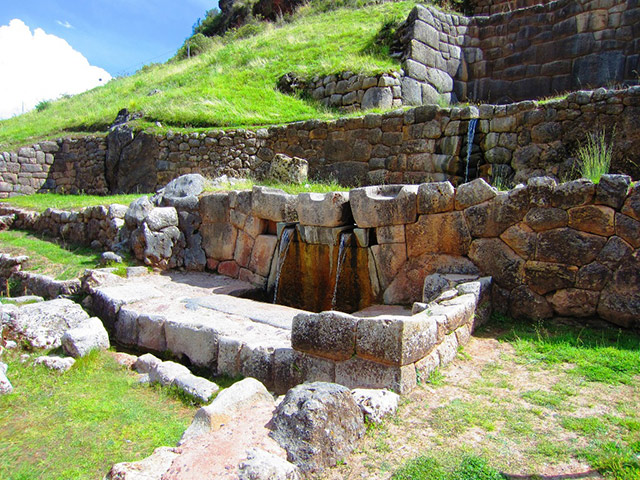 Discover Sacsayhuaman, Qenqo, Puka Pukara and Tambomachay - Half- Day Private Tour - Cusco