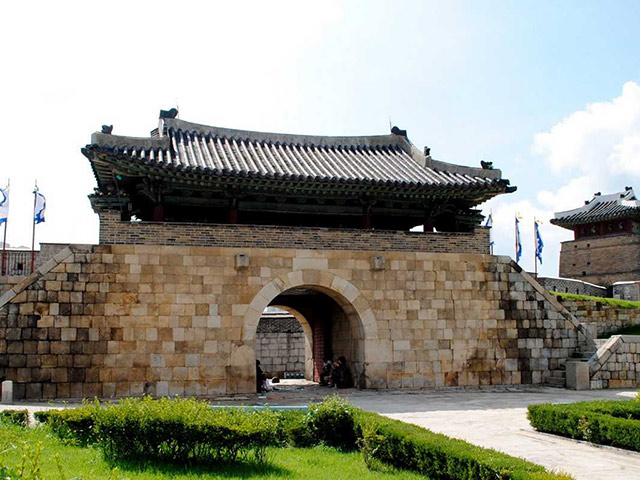 Suwon Hwaseong Unesco cultural heritage site