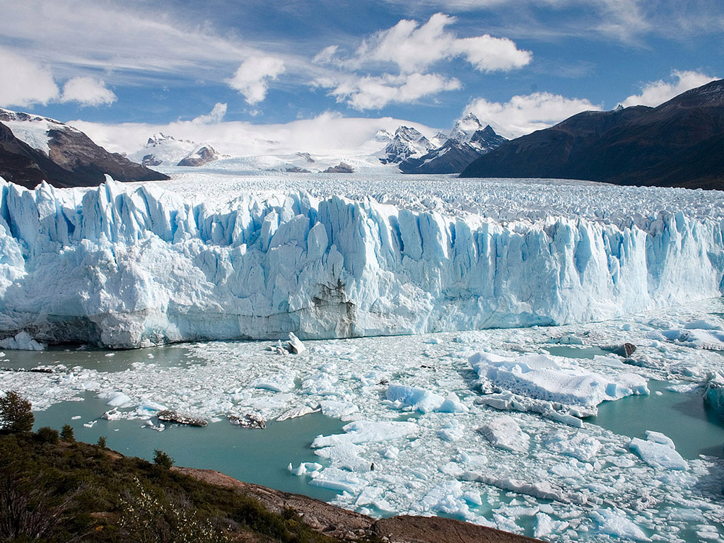 MiniTrek across Perito Moreno Glacier - Calafate