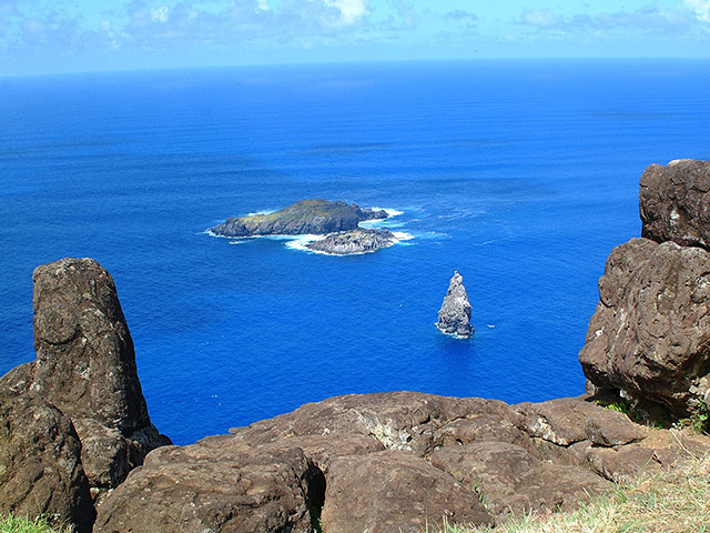 Orongo - Half-Day Tour - Isla de Pascua