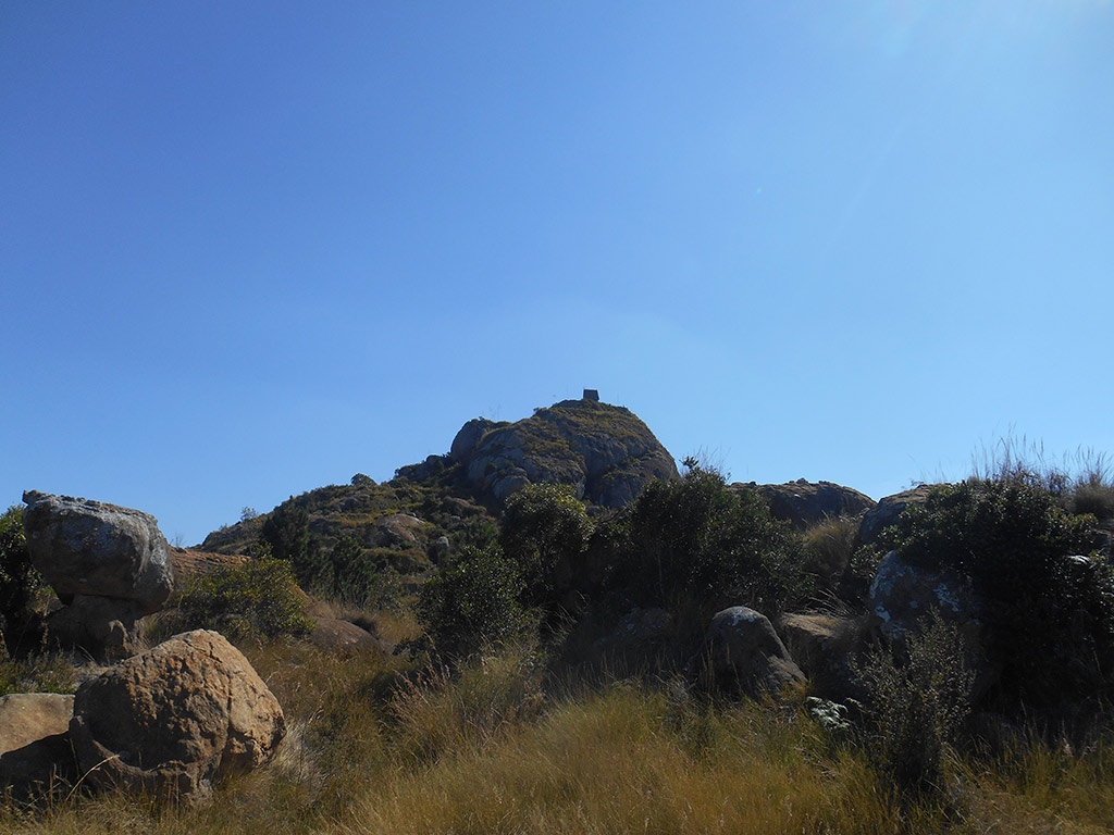 Lemur's Park and Antongona Hill - Antananarivo