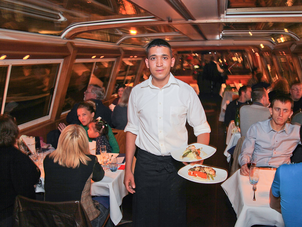 Amsterdam Canal Dinner Cruise with 4-Course Menu - Amsterdam and vicinity