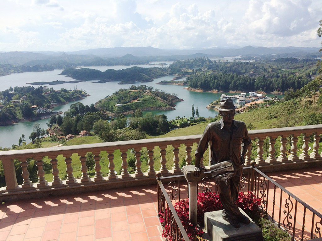 Guatape and El Penol - Full-Day Tour - Medellin