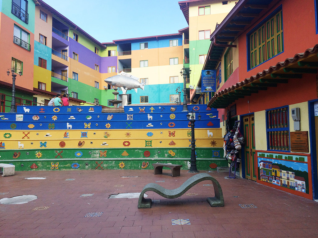 Guatape and El Penol - Full-Day Tour - Medellin