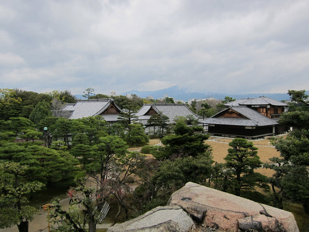 Kyoto Morning Tour: Nijo Castle, Kinkaku-ji Temple, Kyoto Imperial Palace