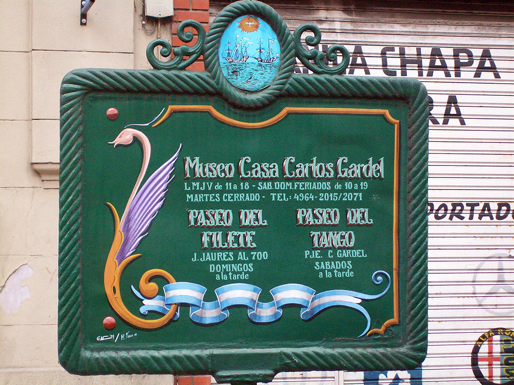Buenos Aires and its Passions: Tango and Football - Half-Day Tour
