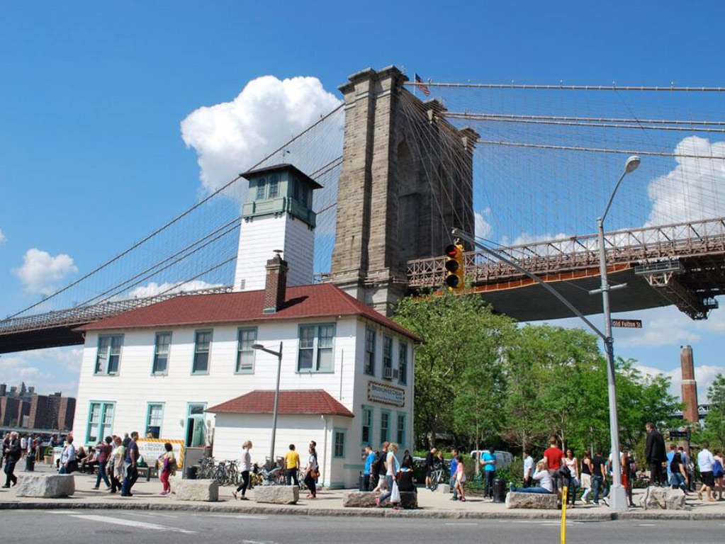 Brooklyn Bridge Bike Rentals - New York