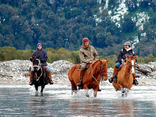 Horse Riding Excursion with Lunch - Half-Day Tour - Bariloche