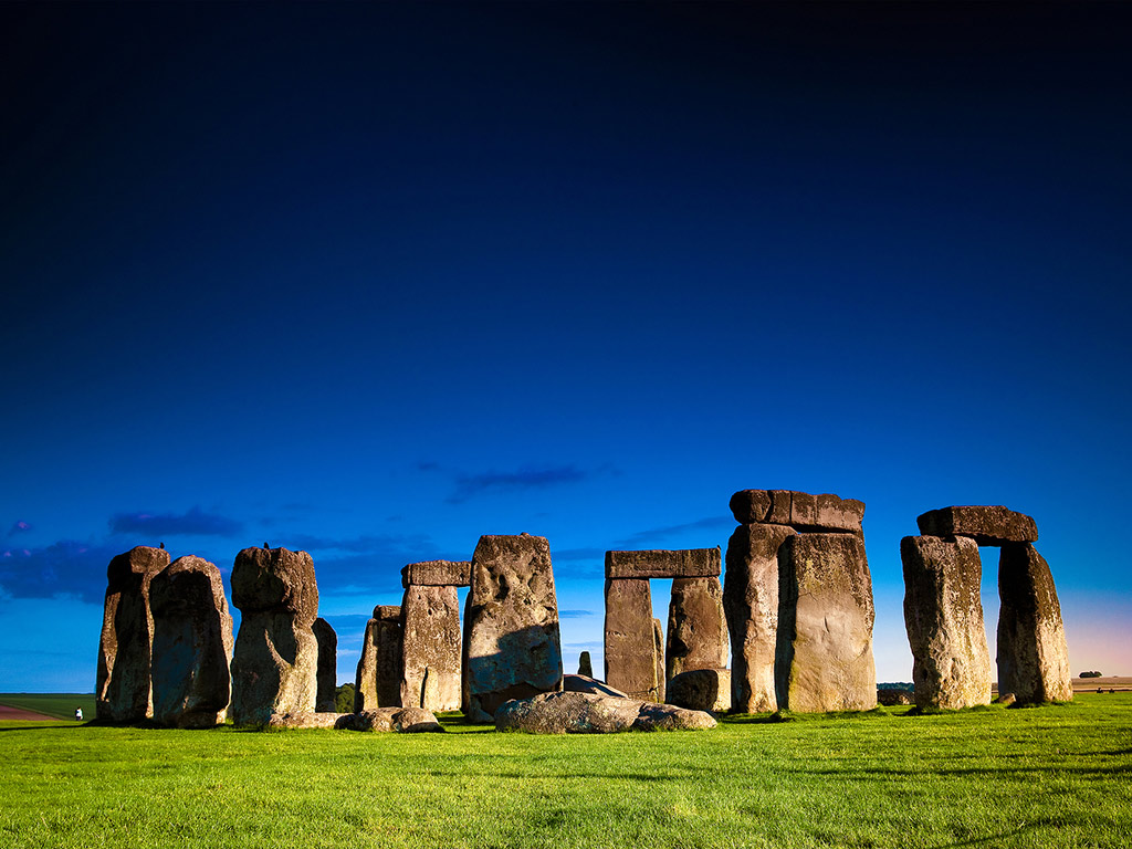 Stonehenge Direct Afternoon Tour with Optional Fish & Chips Lunch