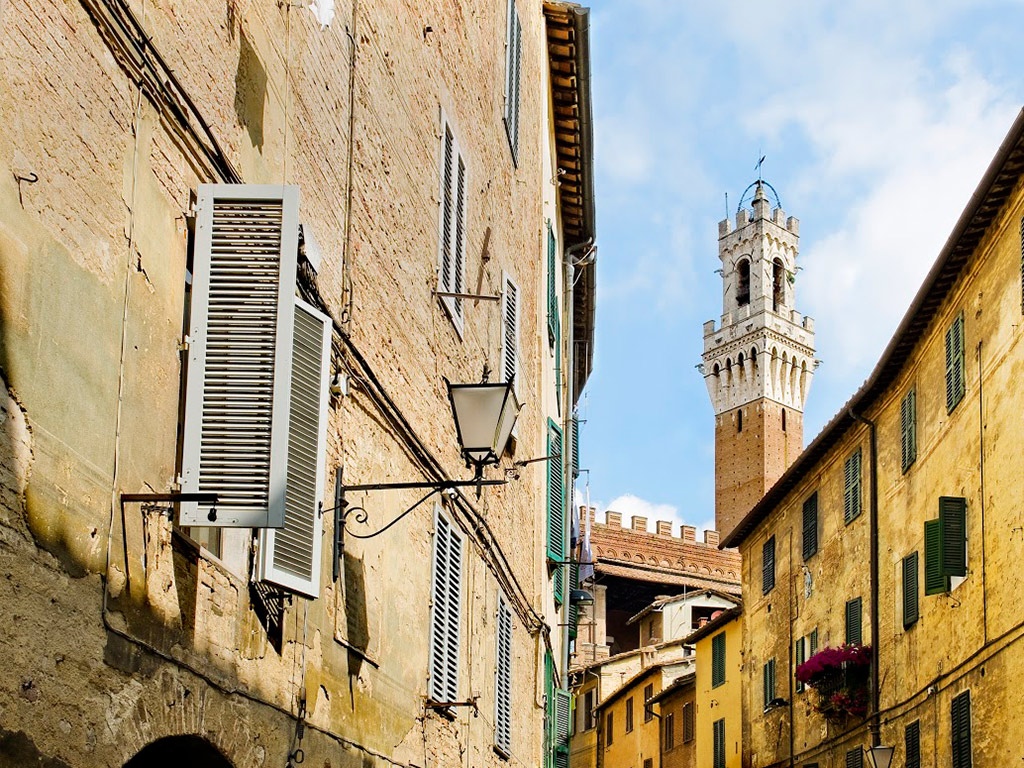 San Gimignano, Monteriggioni and Chianti with Wine Tasting and Lunch - Florence