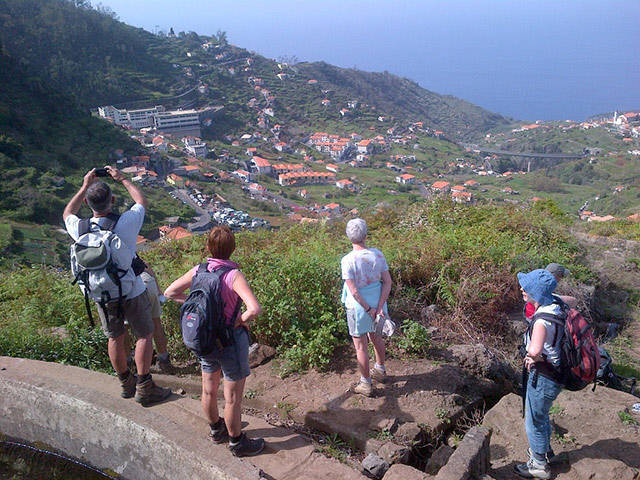 Walking in Levada do Norte