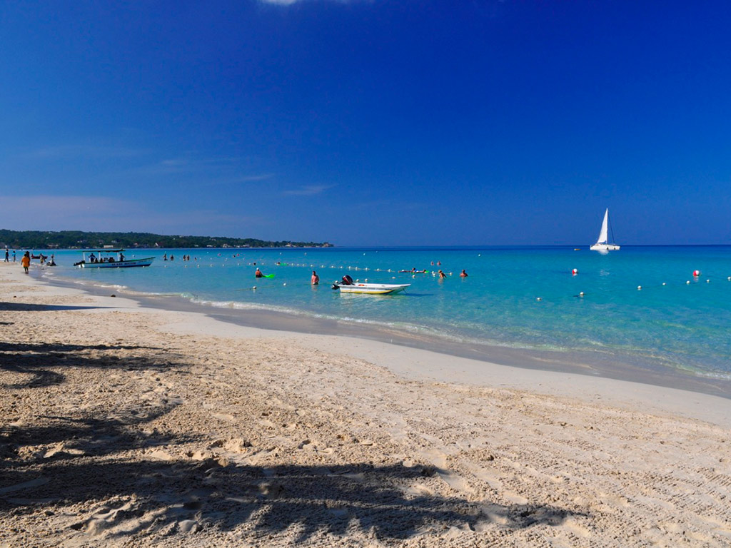 Negril Beach and Ricks Cafe - Montego Bay (and vicinity)