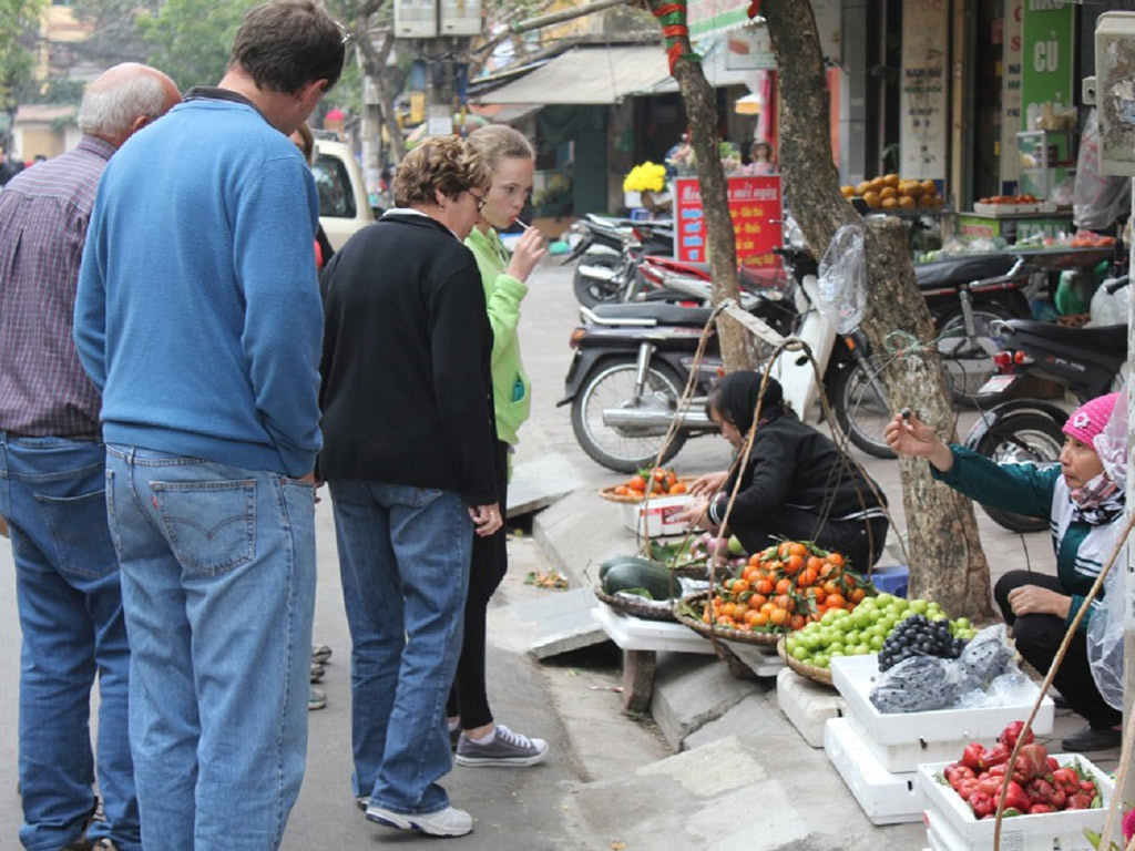 Hanoi Street Food Tastes- Half-Day Walking Tour