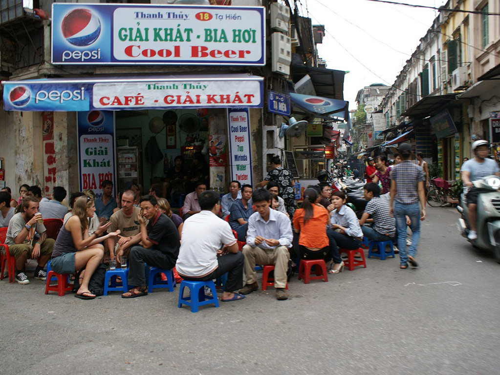 Hanoi Street Food Tastes- Half-Day Walking Tour