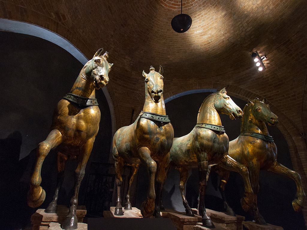 Exclusive Evening Access to the Golden Basilica - Venice (and vicinity)