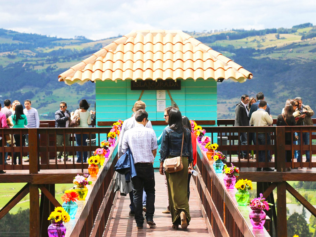 Islamorada Restaurant - Private Tour - Bogota