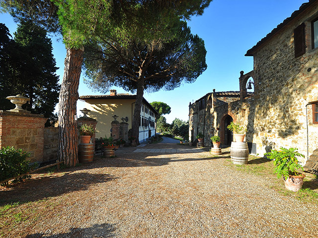 Dinner in the Chianti Vineyards