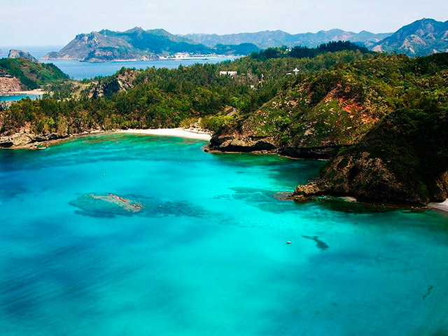 Floreana Full-Day Tour - from Santa Cruz - Santa Cruz Island