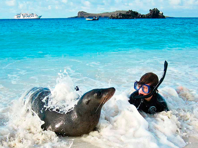 Santa Fe Full Day Tour - Santa Cruz Island