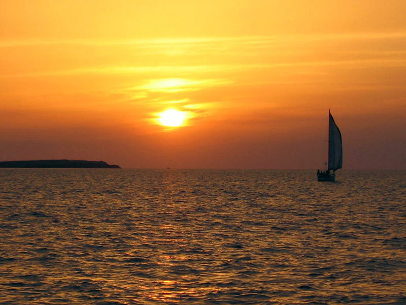 Sunset Sailing from Fornells - Small Group Tour (Tour)