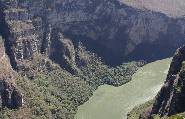Sumidero Canyon and Chiapa de Corzo in Spanish