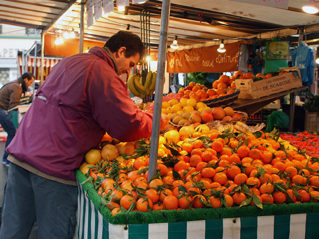 Montmartre local Gastronomy Tour - Paris