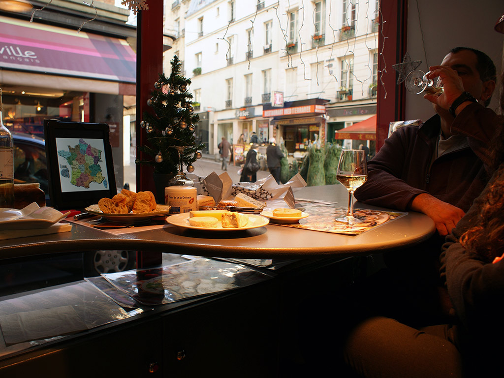 Montmartre local Gastronomy Tour - Paris