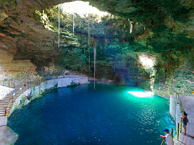 Chichen Itza, Cenote and Valladolid - with lunch