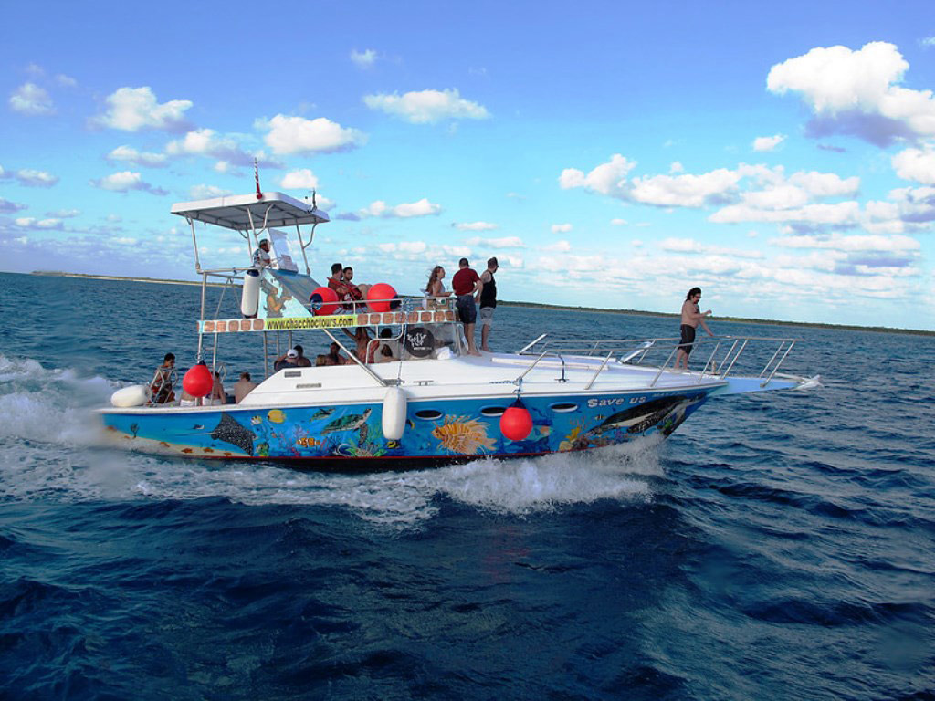 3 Reef Snorkel and Glass Bottom Boat