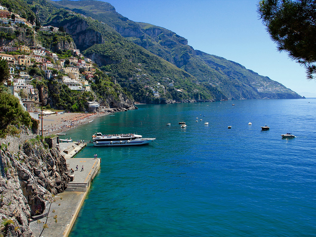 Explore Pompeii and the Amalfi Coast - Full Day Tour