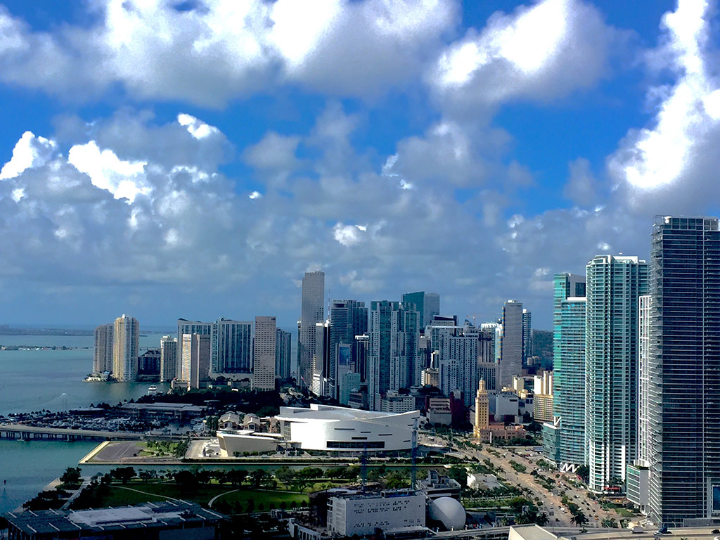 Discover Miami City and Biscayne Boat Tour
