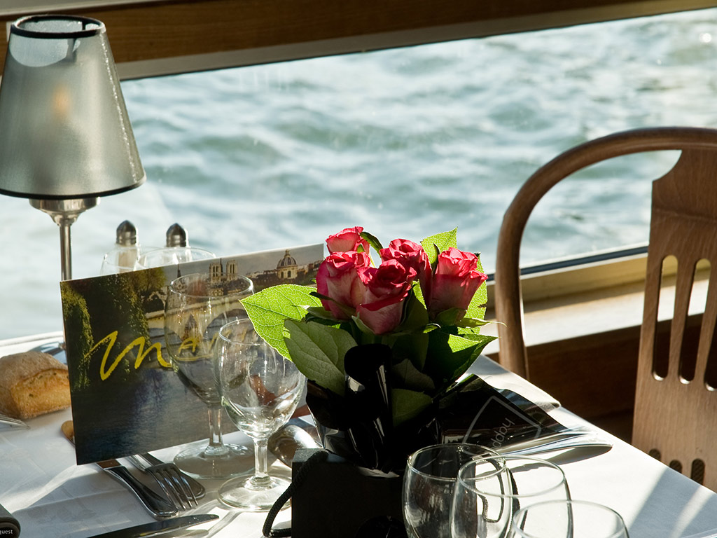 Dinner Cruise La Marina de Paris - Menu Saveurs