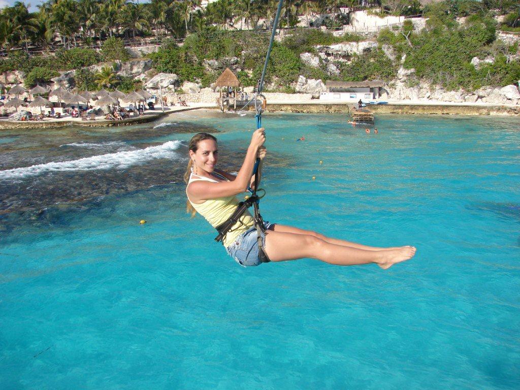 Royal Garrafon VIP and Royal Swim