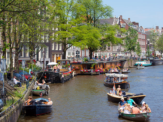 Amsterdam's Jordaan District Walking Tour - Private