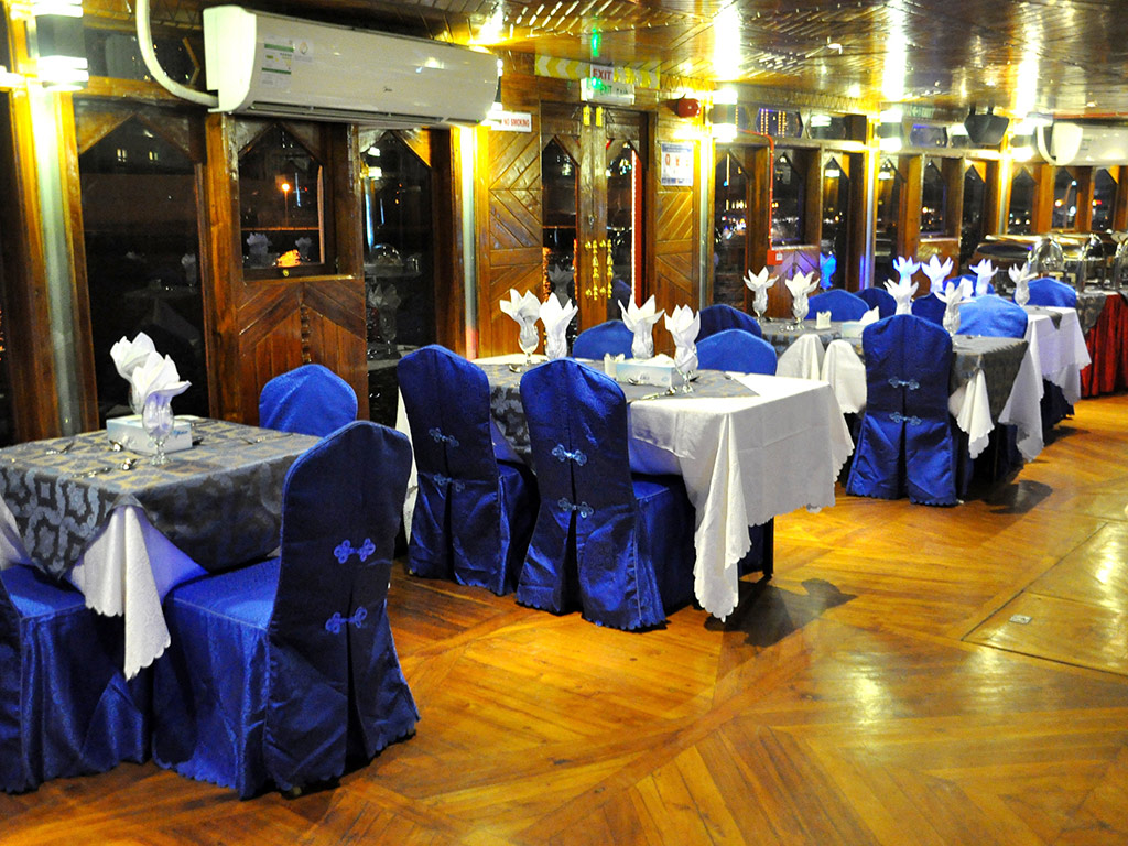 Dhow Cruise with Dinner - Dubai Marina