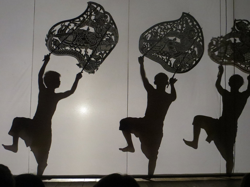 Sovannaphum Shadow Art Performance - Phnom Penh - Central