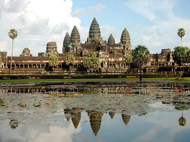 Angkor Wat Full-Day Tour