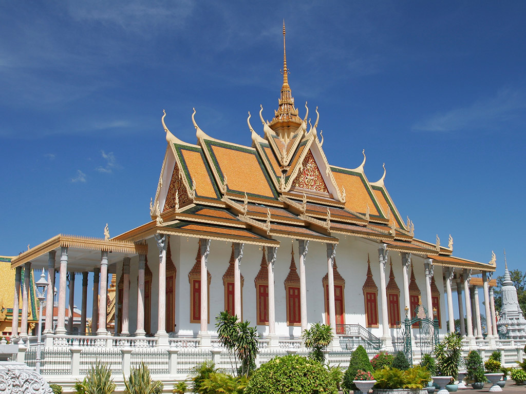 Phnom Penh Half Day Tour