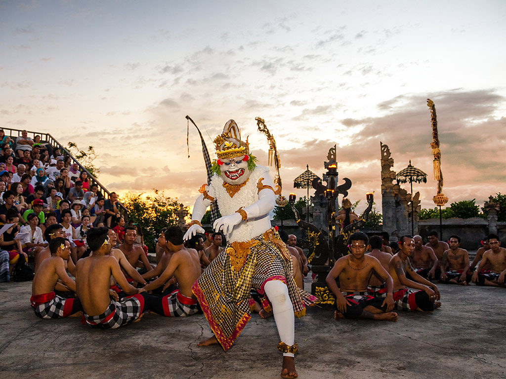 A full day to spend as you like - Only Transport