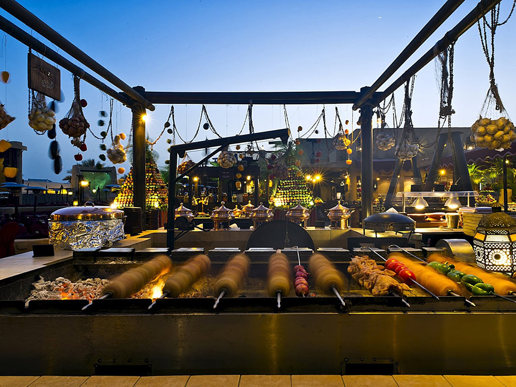 Dinner at Al Hadheera Restaurant Bab Al Shams Resort - Dubai