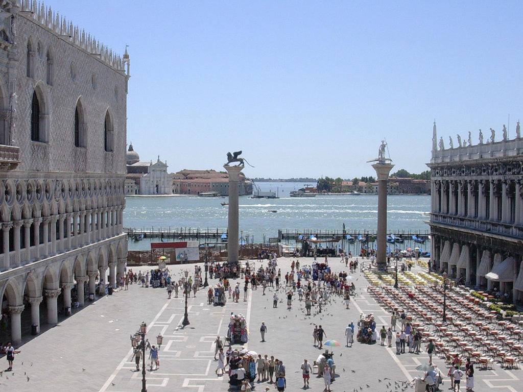 Day Trip to Venice on a High Speed Train