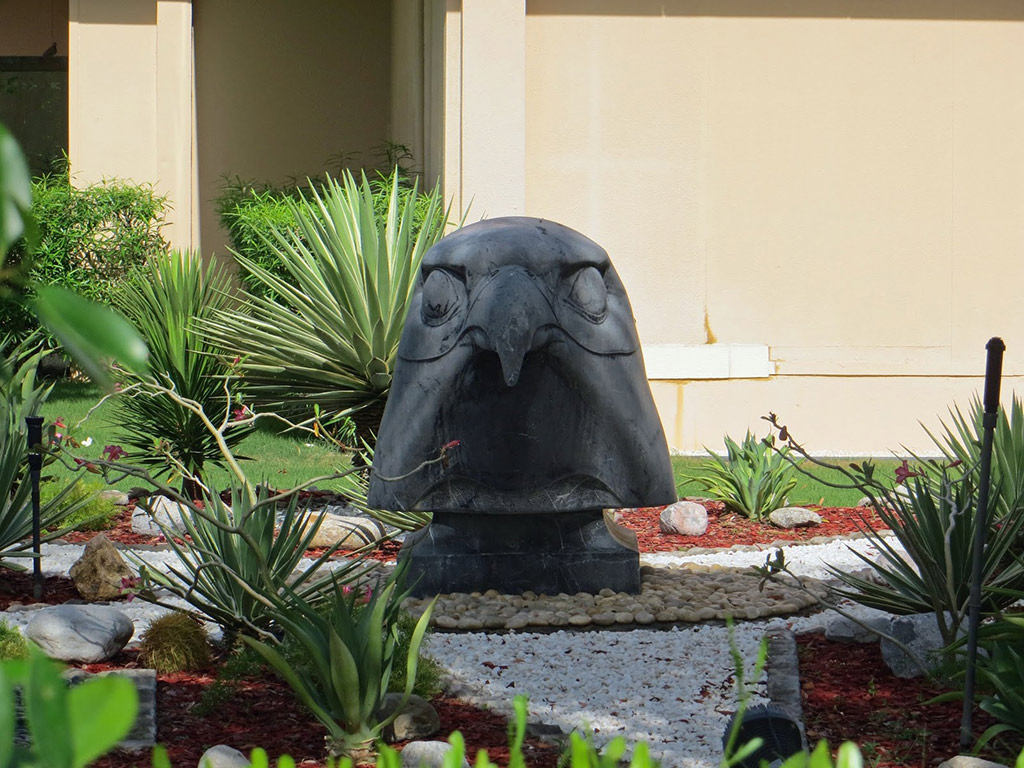 Sheikh Zayed Mosque and Falcon Hospital - Private Tour