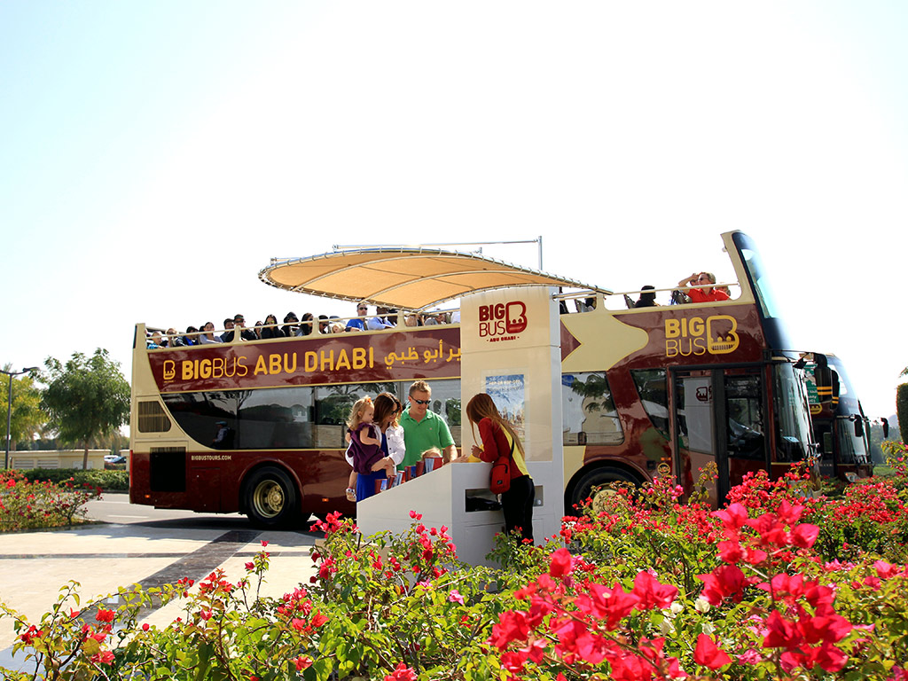Big Bus Abu Dhabi Hop-On Hop-Off Tour